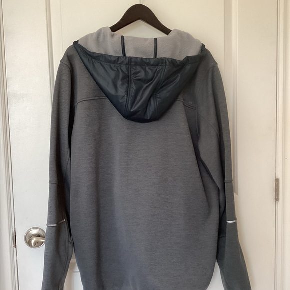 Under Armour Cold gear performance jacket. - Picture 8 of 10